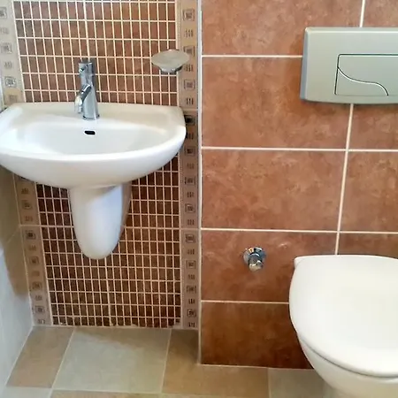 Golf With Pool Vilă